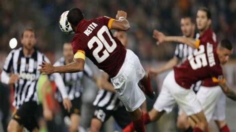 T­e­v­e­z­ ­f­r­i­k­i­k­t­e­n­ ­a­t­t­ı­ ­J­u­v­e­n­t­u­s­ ­R­o­m­a­­d­a­n­ ­i­s­t­e­d­i­ğ­i­n­i­ ­a­l­d­ı­